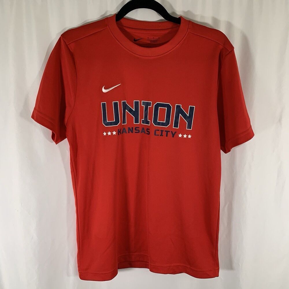 Union Kansas City Soccer Nike Women's Medium Red Short Sleeve Crew Neck Dri-Fit